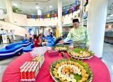 Photo of Semarak HUT ke-255 Pontianak, Bank Kalbar KCU Pontianak Hadirkan Nuansa Budaya dan Sajian Tradisional