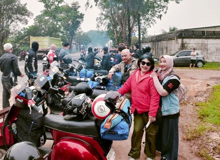 Photo of Gas Tipis Menyusuri Pinyuh hingga Tanjung Api, Bruder Stephanus: FRKP West BorneoVespa Lovers Rawat Persaudaraan dan Kepedulian Alam Kemanusiaan
