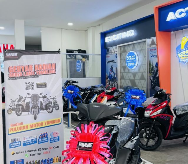 Lewat Program Sobek Label, Yamaha Kharisma Makmur Abadi Serahkan Hadiah Utama Yamaha Gear Ultima Sekaligus Edukasi Oli Asli Yamalube