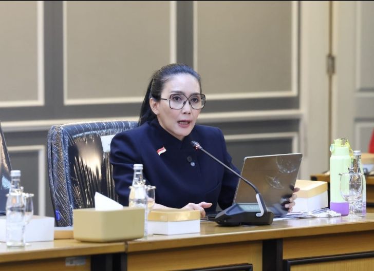Photo of Rieke Diah Pitaloka Komisi XIII DPR Desak Pemerintah Tempuh Lima Langkah Lindungi PMI di Malaysia