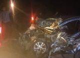Photo of Kabut Ganggu Jarak Pandang, Truk Tangki dan Grand Livina Terlibat Laka di Jalan Raya Beduai