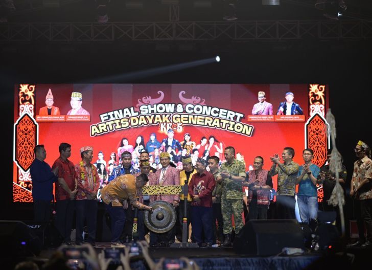 Photo of ADG 5 Jadi Panggung Talenta Muda Dayak, Semarakkan Sumpah Pemuda dan HUT ke-255 Pontianak