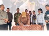 Photo of Bupati Ketapang Apresiasi Tujuh Desa Deklarasi ODF