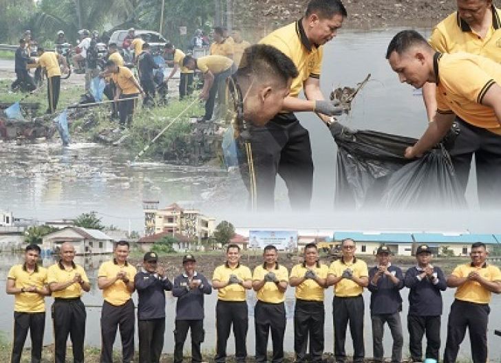Photo of Pimpin Langsung Kerja Bakti di Kubu Raya, Dansatbrimob Kalbar Ajak Warga Peduli Lingkungan