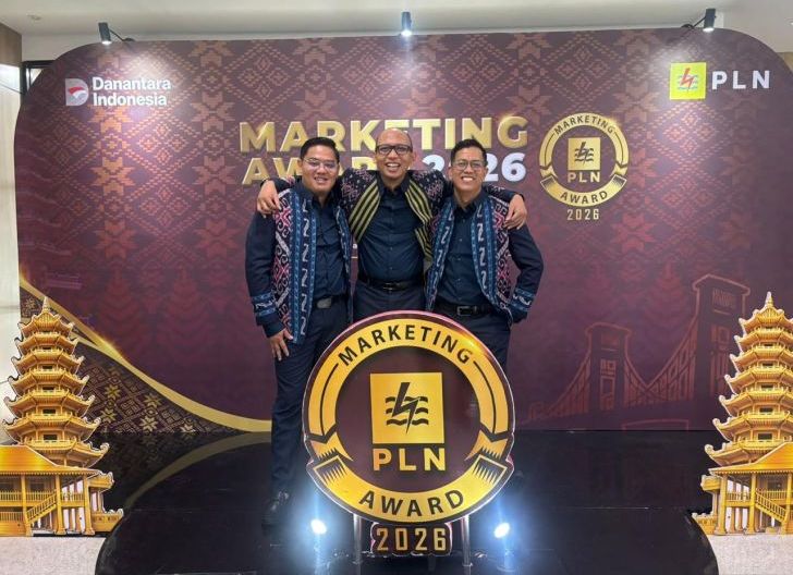 Photo of PLN Kalbar Torehkan Prestasi Nasional di Bidang Digital Marketing dan CRM